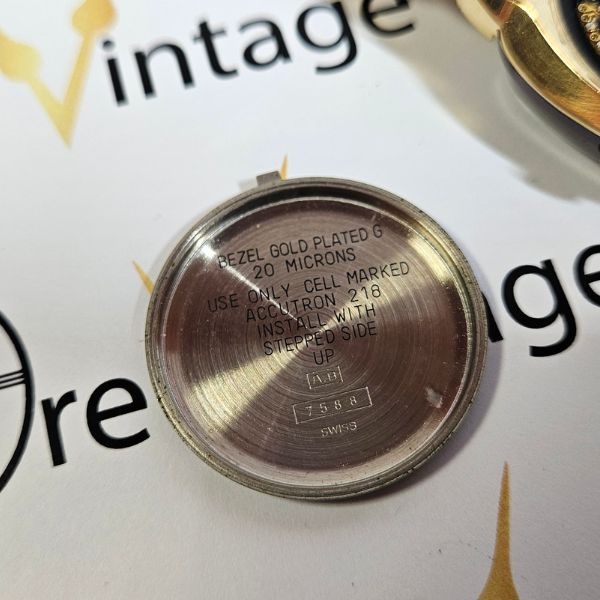 BULOVA ACCUQUARTZ ANNI 70