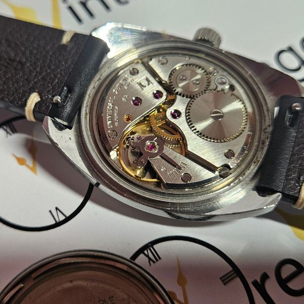 UNIVERSAL GENEVE fs 864 107