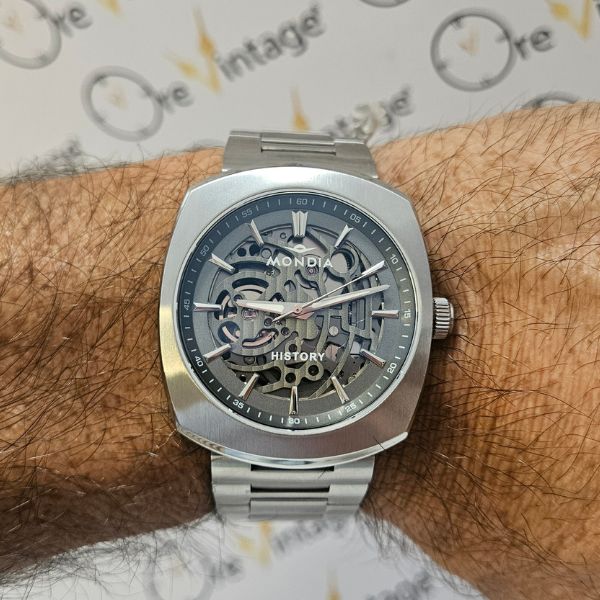 MONDIA HISTORY SKELETON MH-003-SS-1